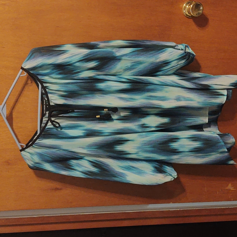Lady's blouse with camisole
